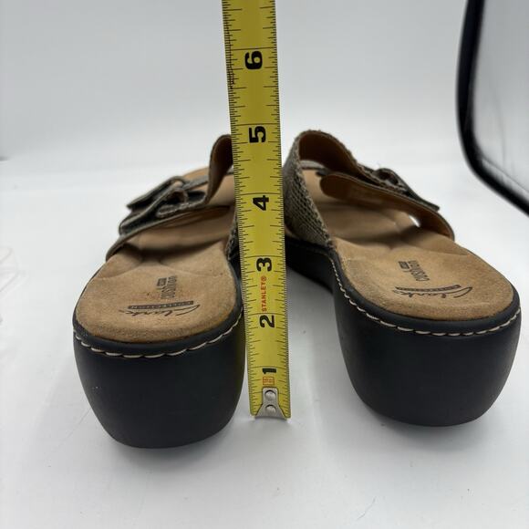 Clarks Sandals‎ Womens Size 10 Delana Fenela Wedge Heel Sandal Snake Print - Picture 9 of 10
